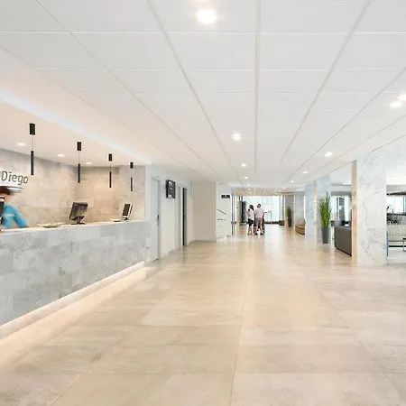 San Diego Hotel 4*